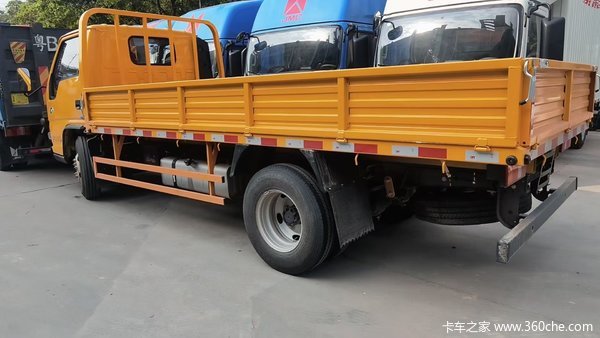 新车到店 深圳市顺达宽体载货车11万元起