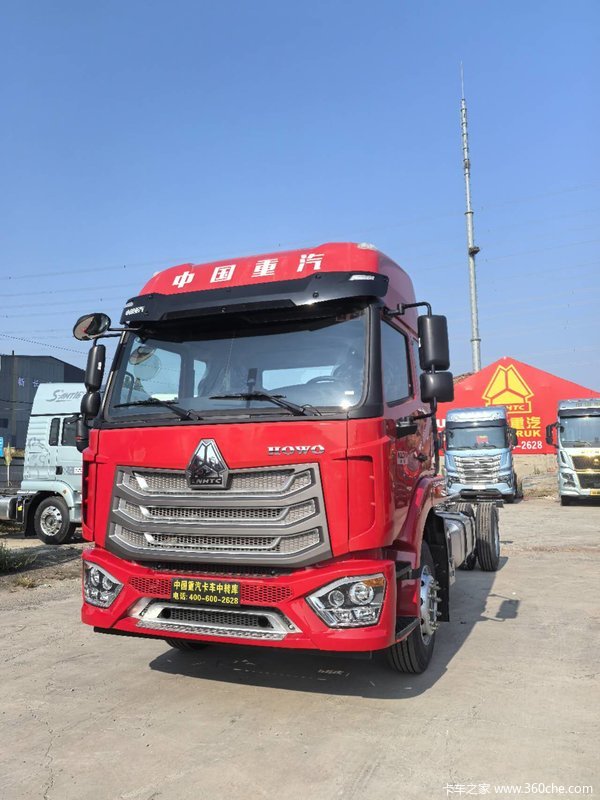 11.58万 豪沃 NX 6.8m 潍柴240马力 手动挡 现车