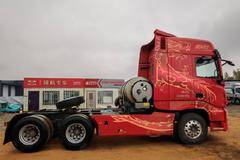 恭喜鞠总 喜提天龙旗舰KX牵引车一台