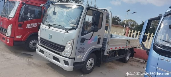 蓝擎轻卡 龙N 舒适型 140马力 4.18米单排栏板轻卡(宽体)(YTQ1041KK333)