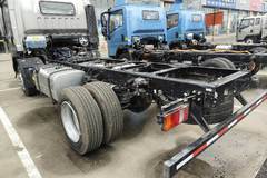 豪沃悍将，无敌轻卡，颜值担当，载重无敌。