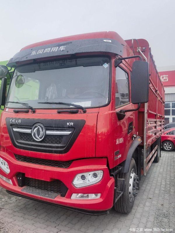 东风商用车 天锦KR 星耀版 290马力 4X2 6.8米仓栅式载货车