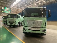 购吉利新能源重卡，只要99.9元立享3000元购车补贴！