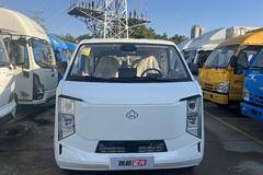 新车到店 深圳市长安跨越星光客运版11.6万元起