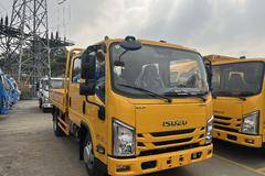 新车到店 深圳市江西五十铃EM5双排栏板车13.88万元起