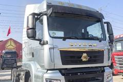 32.98万 汕德卡 燃气牵引车 潍柴480马力 液缓 1350