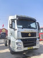 重汽汕德卡SITRAK G7M 14.6L LNG 480马力 6X4 牵引车