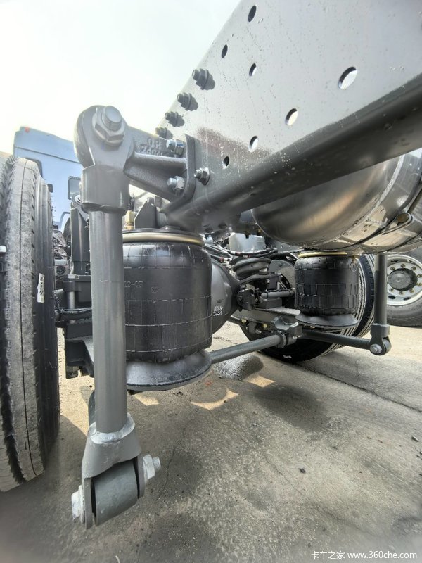 21.28万 豪沃 TS7 德国曼330马力 空气悬架 自动挡