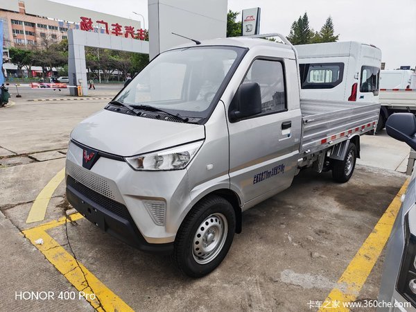 购五菱电卡电动载货车 享高达6.3万优惠