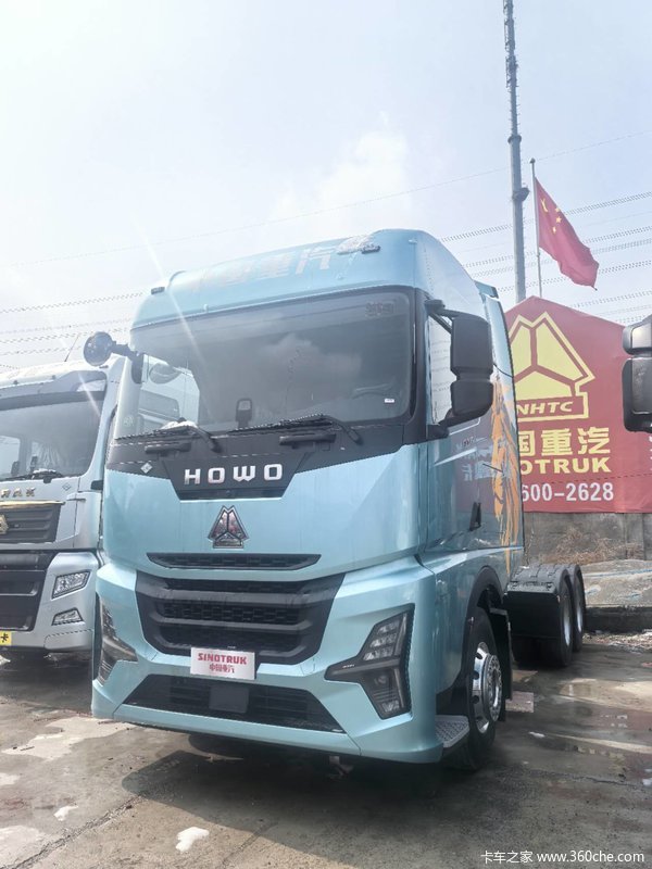 48.88万 中国重汽 Ks 燃气牵引车 现车促销