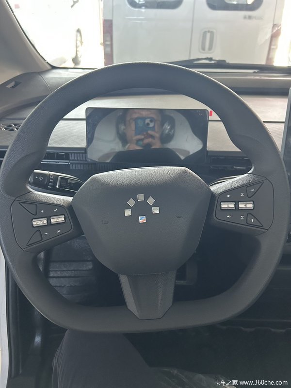 福田卡文 乐福MAX悦行版+宁德时代66.67kWh纯电封闭货车