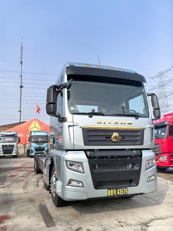 38.66万 汕德卡 四轴 德国曼580马力 自动挡 液缓 现车