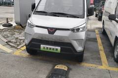 城配运输就看五菱电卡货柜，搭配力电池，0首付