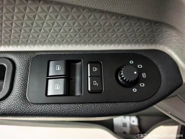 购统帅 享高达0.50万优惠