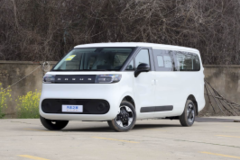 上汽大拿M1 营运板7座/非营运板9座