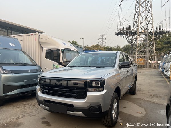 江铃 新宝典 2022款 舒享版 2.5T柴油 140马力 手动两驱 标轴双排皮卡(国六)