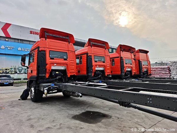 豪沃TX7Pro 290马力9米6大单桥自动挡现车