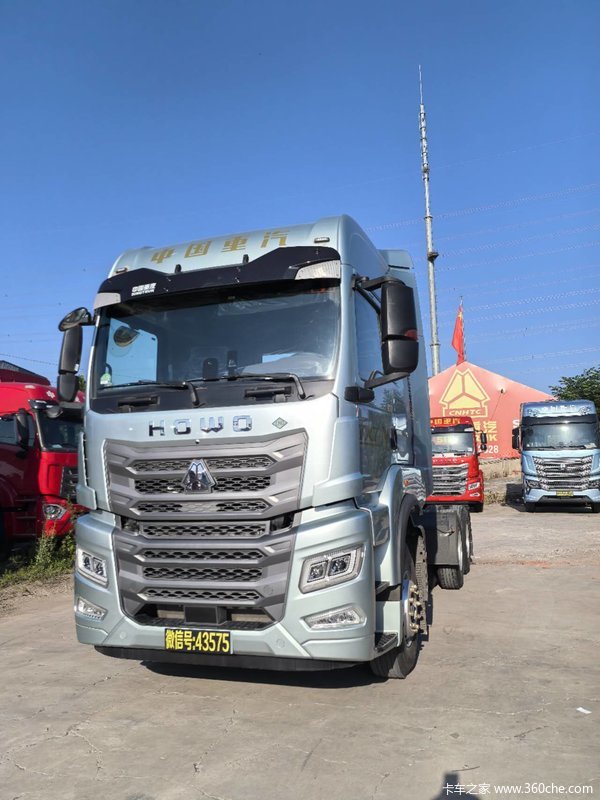 豪沃 TX7-N 超高顶 平地板 燃气牵引车 潍柴530马力
