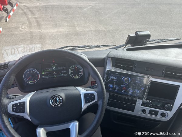 东风KL高顶,宁德时代新款600度电池,侧置加后背重心更稳更安全