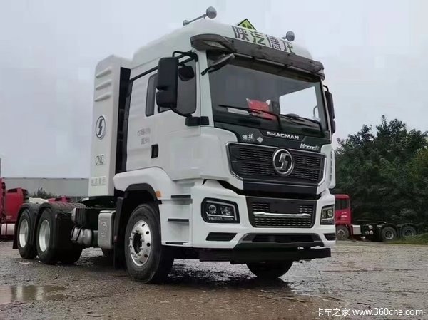 回馈客户德龙m3000scng牵引车仅售43万