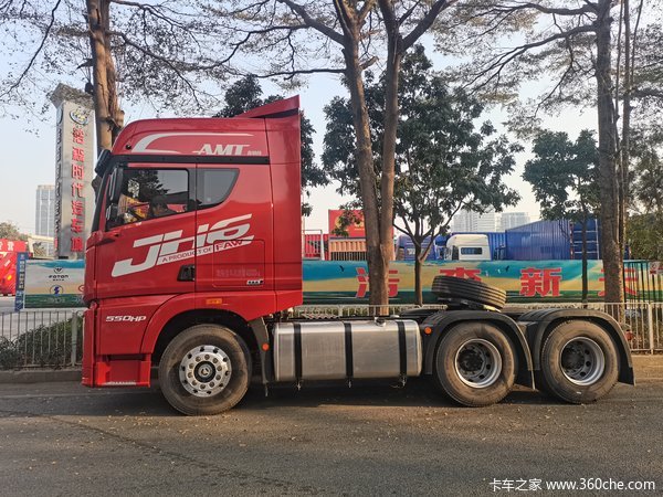 最后三台解放JH6550牵引车火热促销中 让利高达1.28万