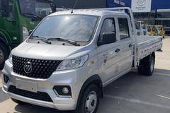 祥菱V3车体更加宽大，空间敞亮，驾乘感比较舒适。祥菱V3外形好看