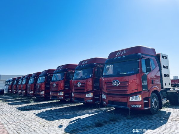 昌吉联强解放J67470马力牵引车 国六现车 优惠多多