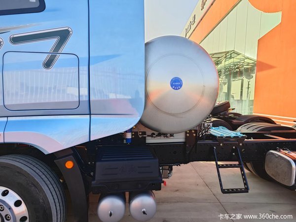 昌吉联强解放J7牵引车新车上市 欢迎到店垂询