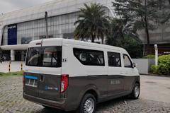 客运6座7座面包车，拉人拉货一车两用。车价低+保费低