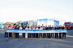 驭鉴可靠 创富共赢 | 东风商用车新品共创襄阳启幕，书写可靠新篇