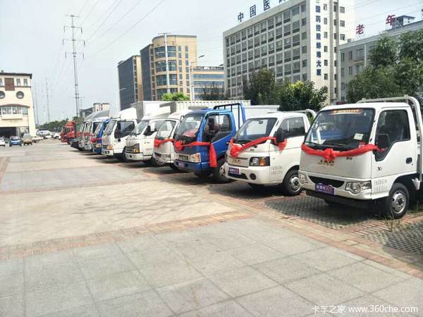 购康铃H载货车热销中 享0.3万优惠
