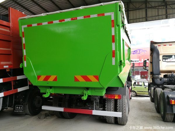 豪沃渣土车 现车多多 售价36.5万
