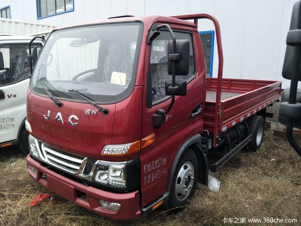 骏铃v3   3.7米单排栏板轻卡