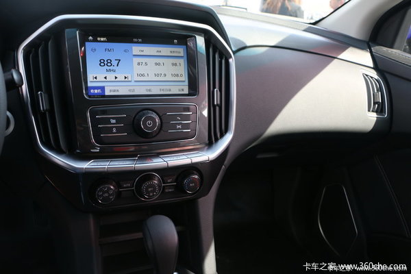 湛江顺铃 江铃域虎平价促销中