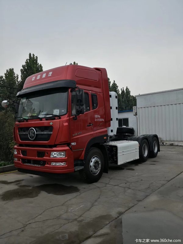 新车优惠新斯太尔d7b天然气牵引车368万