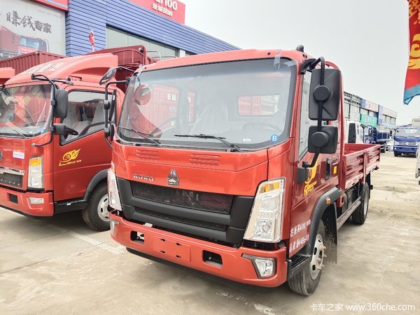 康机双卧铺收割机车型到店，欢迎到店试驾，直降5000元