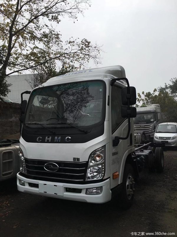 四川现代致道300n载货车新车到店