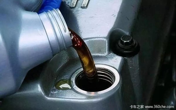 发动机清洗油效果对比 e0d8951671364933a12d27fb13305311.jpg!600
