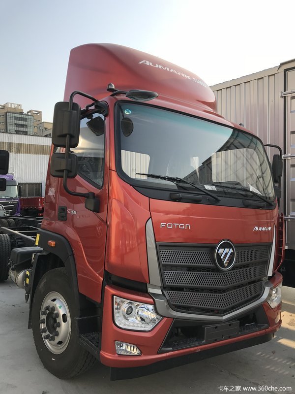 今日特惠车一台:直降3万!欧马可6.2米海鲜运输车红色底盘