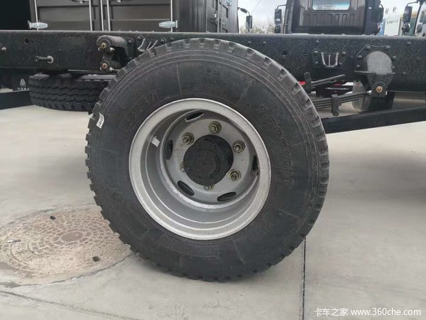 重汽豪沃D30,156马力,年底特价