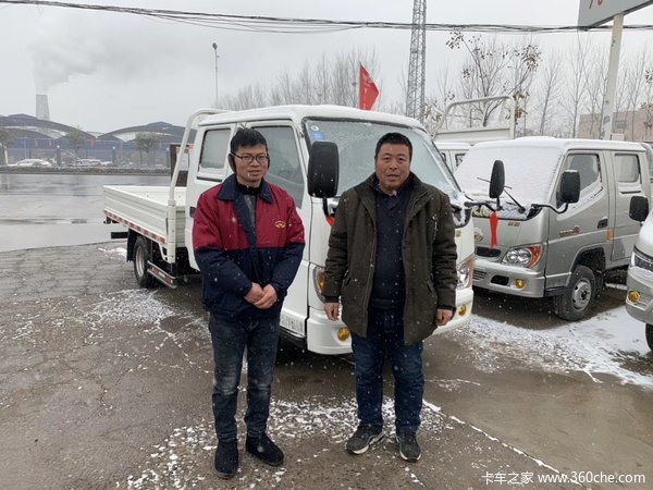 小宝马载货车成功交付客户