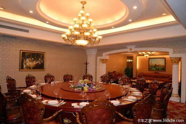 全诸城的"欢乐喜剧人"齐聚威尼斯酒店,干了啥?