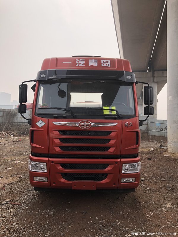 悍v400lng牵引车经济实惠多拉快跑