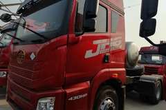 JH6重卡 430马力 6X4 LNG牵引车优惠0.3万