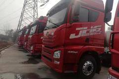 JH6  430马力6X4  LNG牵引车批量到店，欢迎选购！