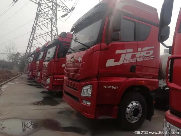 JH6  430马力6X4  LNG牵引车批量到店，欢迎选购！