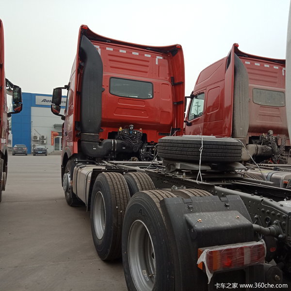 Ż2 HOWO T7H 440 ȴ