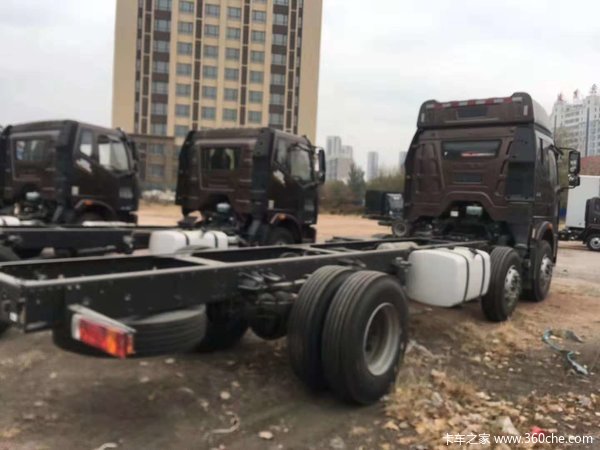 惠华解放车,优惠超级低,来就优惠