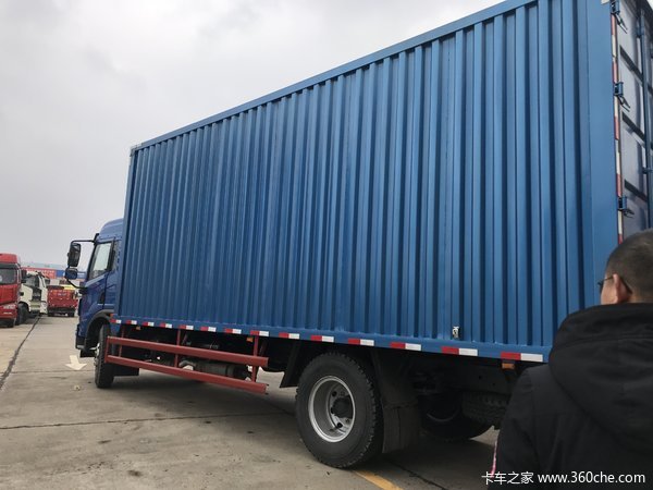 购龙V载货车热销中 享1.0万优惠