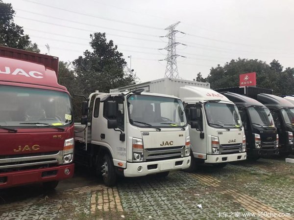 车门一关，一路平安，发动机一响，黄金万两！